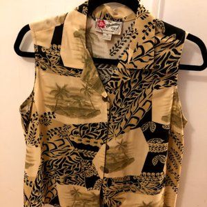 Hilo Hattie Hawaiian Print Front Tie Shirt